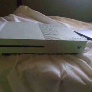 I am selling and Xbox come with 2k24